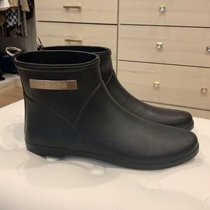 Alice and Whittles waterproof boots